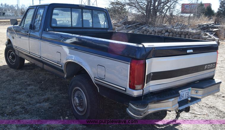 image for item BX9582 1993 Ford F250 HD XL SuperCab pickup truck