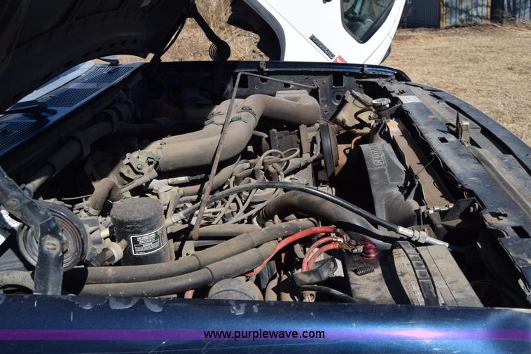 image for item BX9582 1993 Ford F250 HD XL SuperCab pickup truck