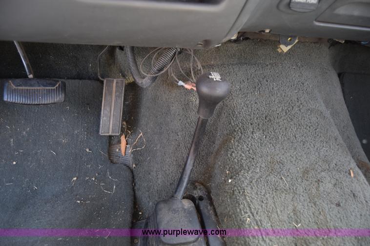 image for item BX9582 1993 Ford F250 HD XL SuperCab pickup truck