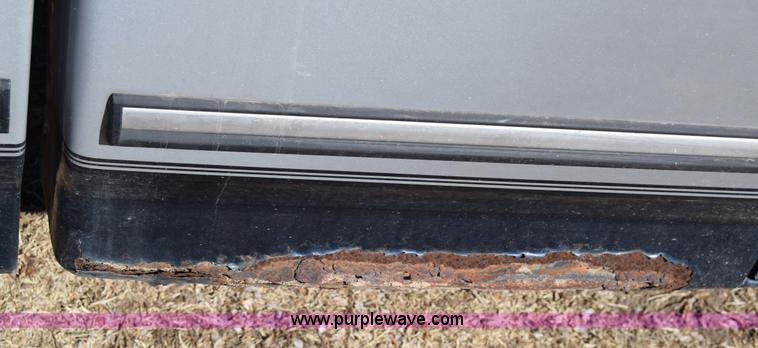 image for item BX9582 1993 Ford F250 HD XL SuperCab pickup truck