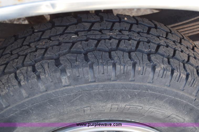 image for item BX9582 1993 Ford F250 HD XL SuperCab pickup truck