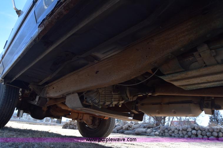 image for item BX9582 1993 Ford F250 HD XL SuperCab pickup truck