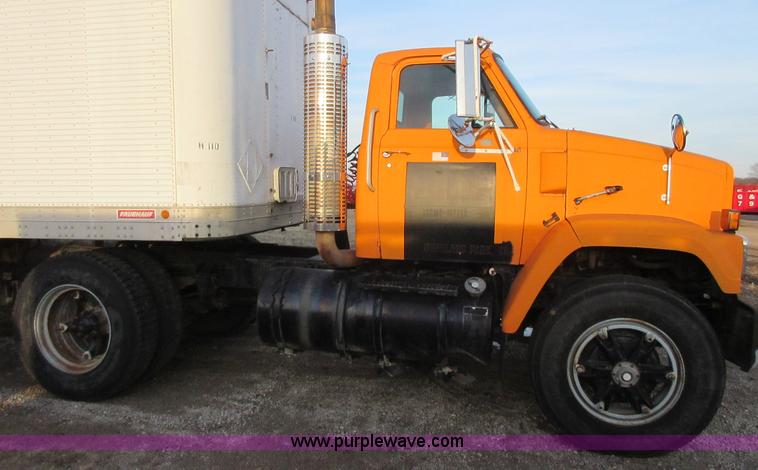 image for item I1791 1984 GMC Brigadier semi truck