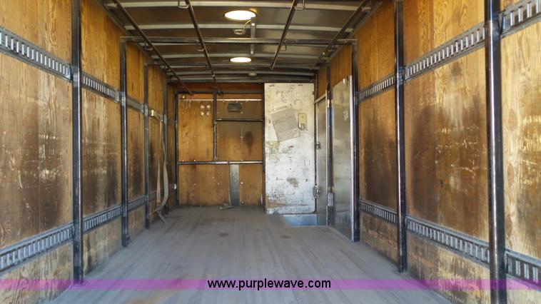 image for item J1303 2000 International 4700 box truck