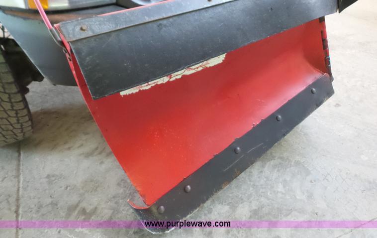 image for item J4690 2004 Ford F350 Super Duty pickup truck