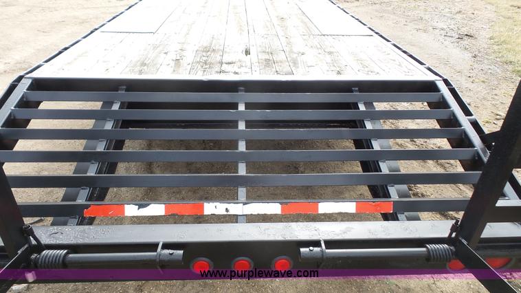 image for item J4694 2008 PJ equipment trailer