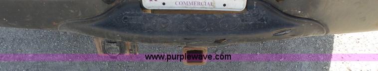 image for item J4711 2001 Ford F250 Super Duty Crew Cab pickup truck