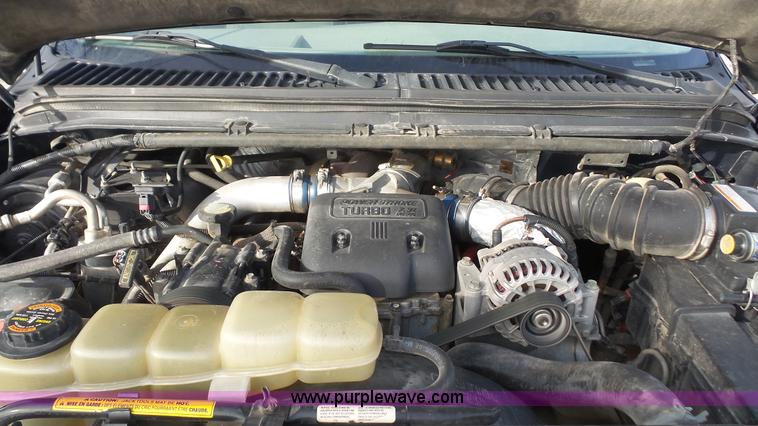 image for item J4714 2000 Ford F250 Super Duty SuperCab pickup truck