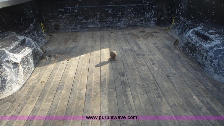 image for item J4714 2000 Ford F250 Super Duty SuperCab pickup truck