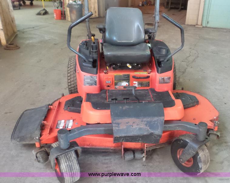 image for item J4724 2010 Kubota ZD331 lawn mower