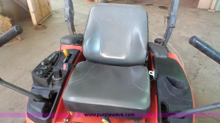 image for item J4724 2010 Kubota ZD331 lawn mower