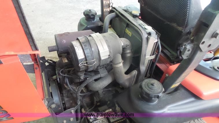 image for item J4724 2010 Kubota ZD331 lawn mower