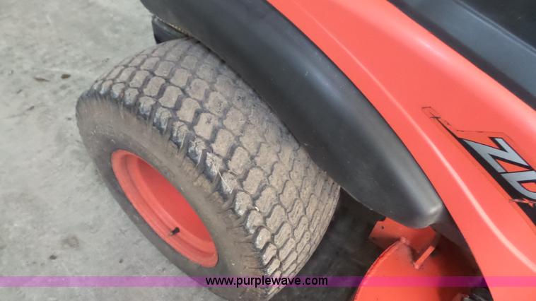 image for item J4724 2010 Kubota ZD331 lawn mower