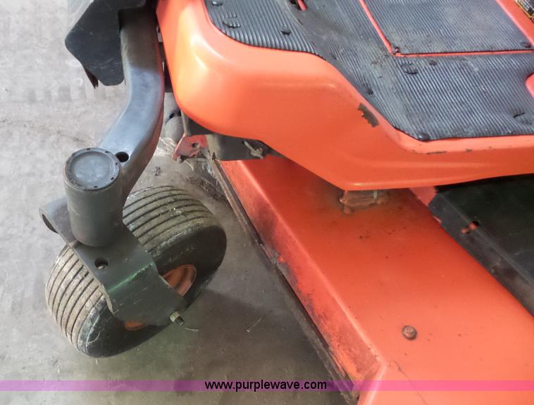 image for item J4724 2010 Kubota ZD331 lawn mower