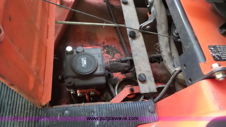 image for item J4724 2010 Kubota ZD331 lawn mower