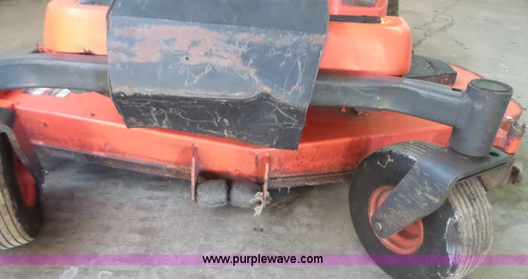 image for item J4724 2010 Kubota ZD331 lawn mower