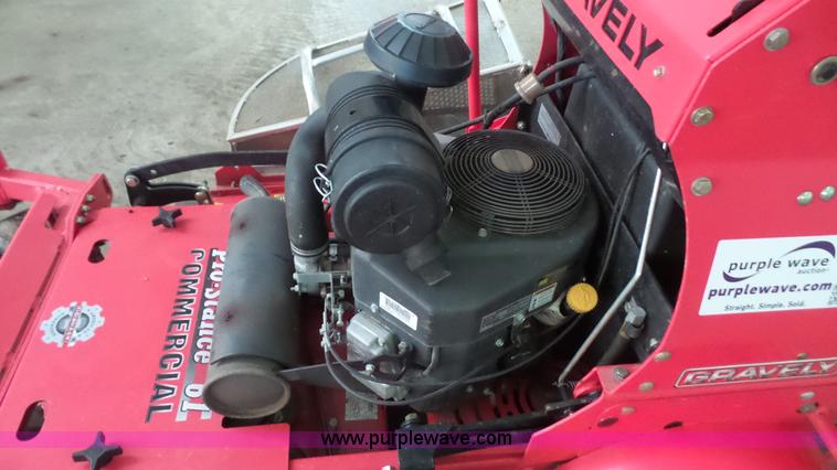 image for item J4725 2013 Gravely Pro Stance 61 lawn mower