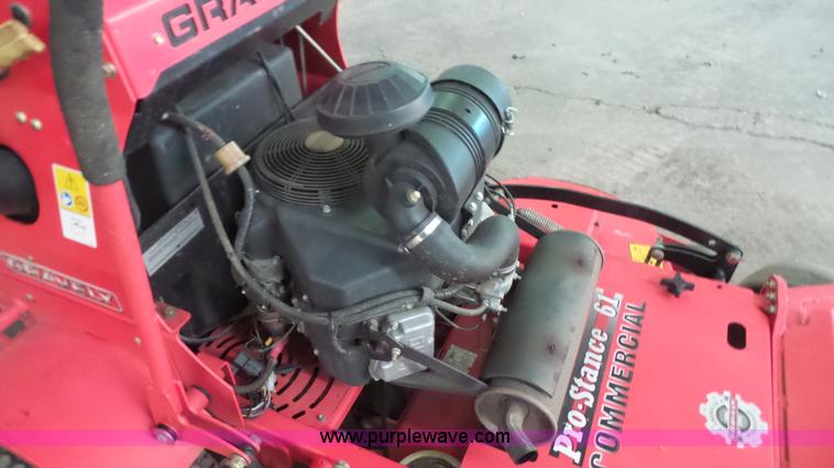 image for item J4725 2013 Gravely Pro Stance 61 lawn mower