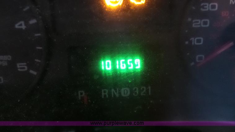 image for item J4736 2006 Ford F350 Super Duty pickup truck