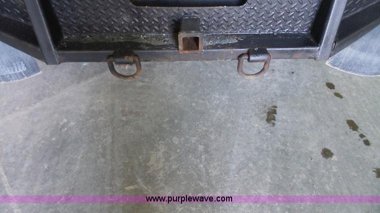 image for item J4736 2006 Ford F350 Super Duty pickup truck