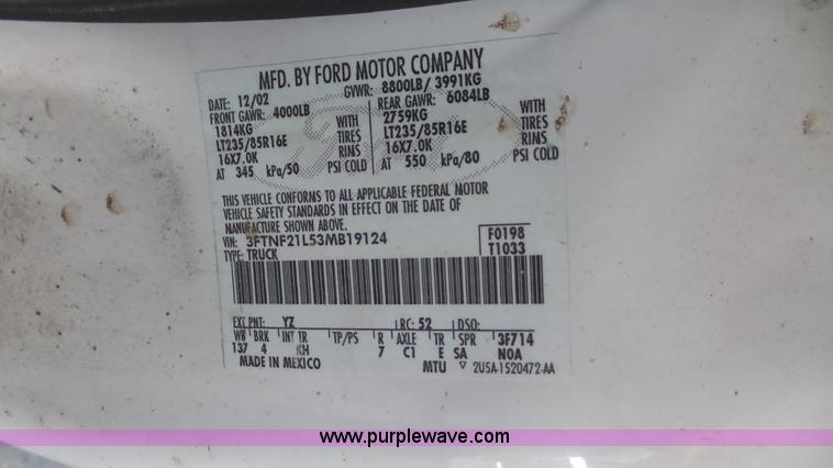 image for item J4739 2003 Ford F250 Super Duty pickup truck