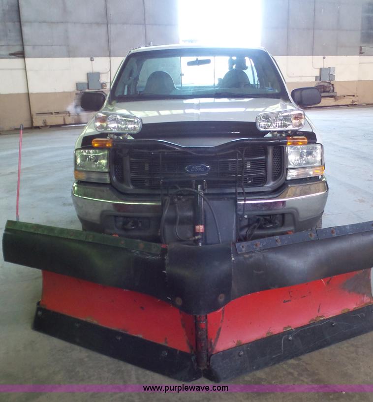 image for item J4740 2003 Ford F250 Super Duty pickup truck