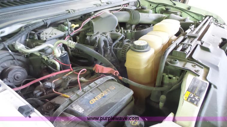 image for item J4740 2003 Ford F250 Super Duty pickup truck