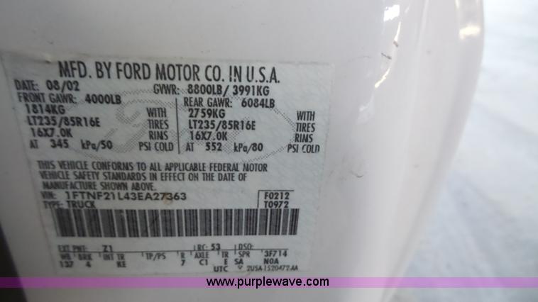 image for item J4740 2003 Ford F250 Super Duty pickup truck