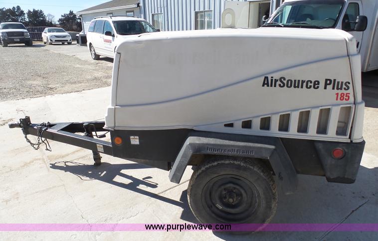 image for item J7293 2005 Ingersoll Rand P185WJD air compressor