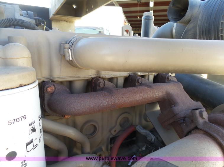 image for item J7293 2005 Ingersoll Rand P185WJD air compressor