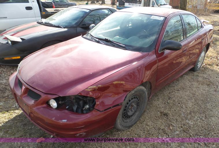 image for item J7305 2005 Pontiac Grand AM SE
