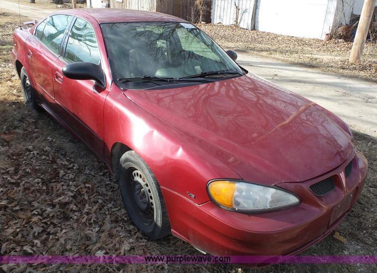 image for item J7305 2005 Pontiac Grand AM SE