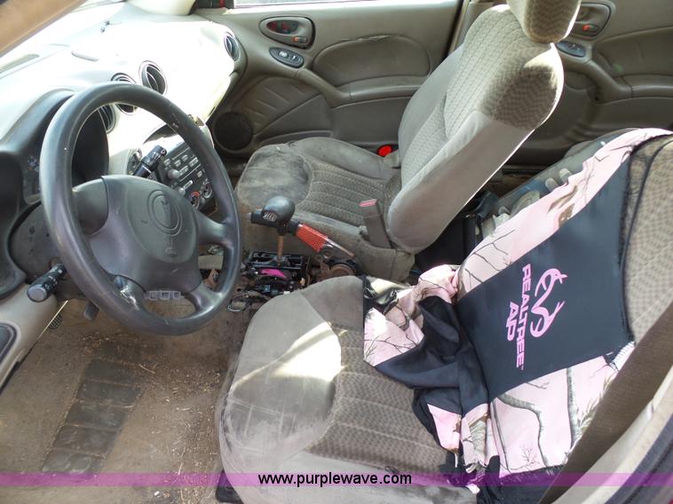 image for item J7305 2005 Pontiac Grand AM SE