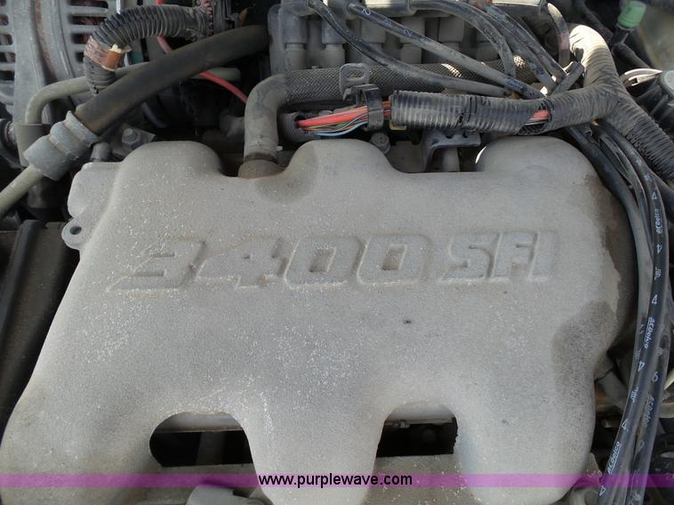 image for item J7305 2005 Pontiac Grand AM SE