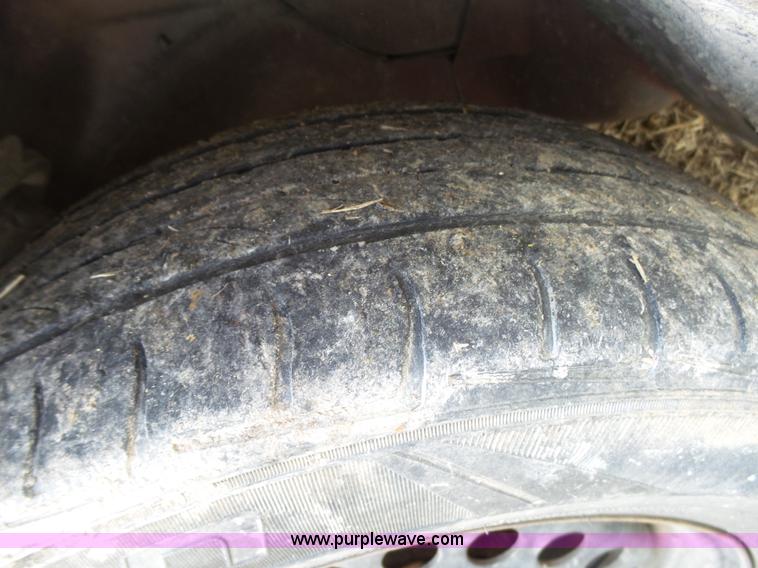 image for item J7305 2005 Pontiac Grand AM SE