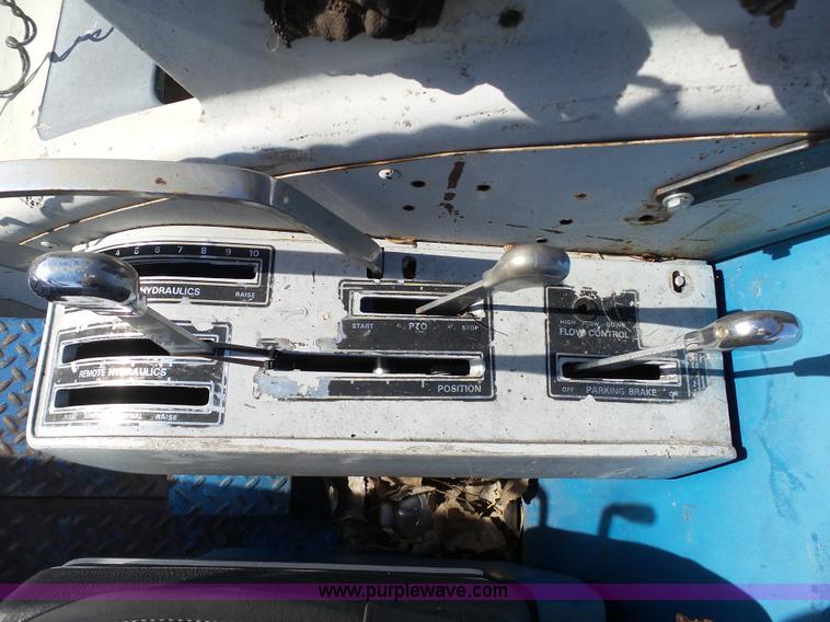 image for item J7306 Ford 8000 tractor