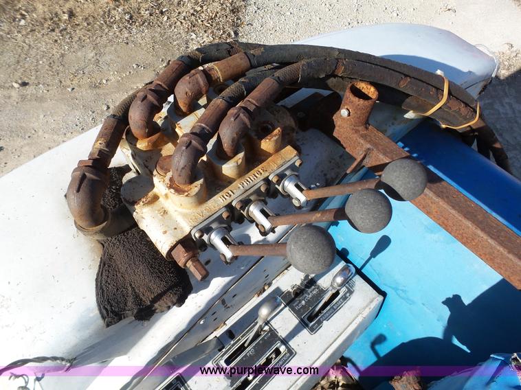 image for item J7306 Ford 8000 tractor