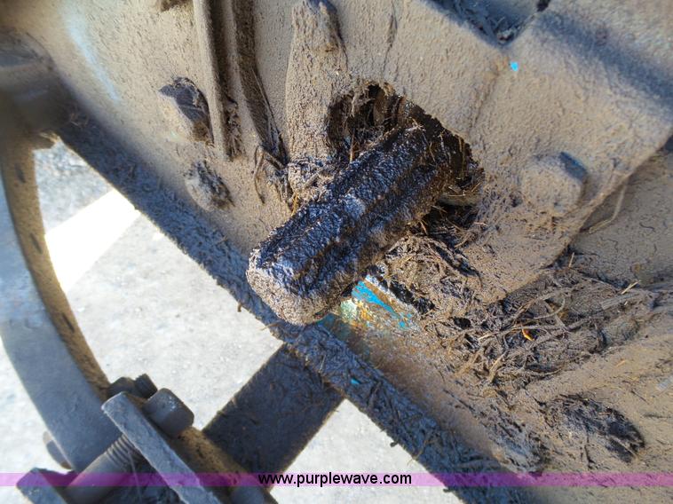 image for item J7306 Ford 8000 tractor