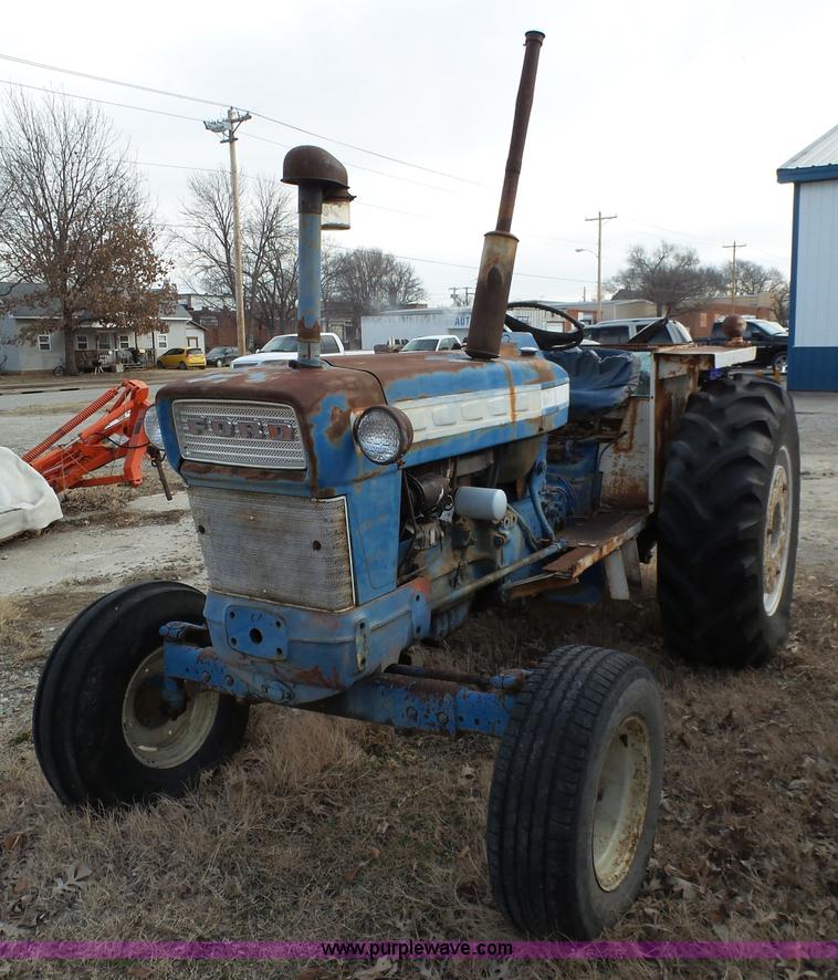image for item J7307 Ford 5000 tractor