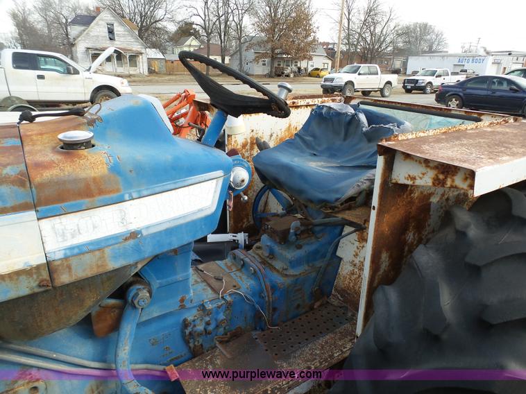 image for item J7307 Ford 5000 tractor
