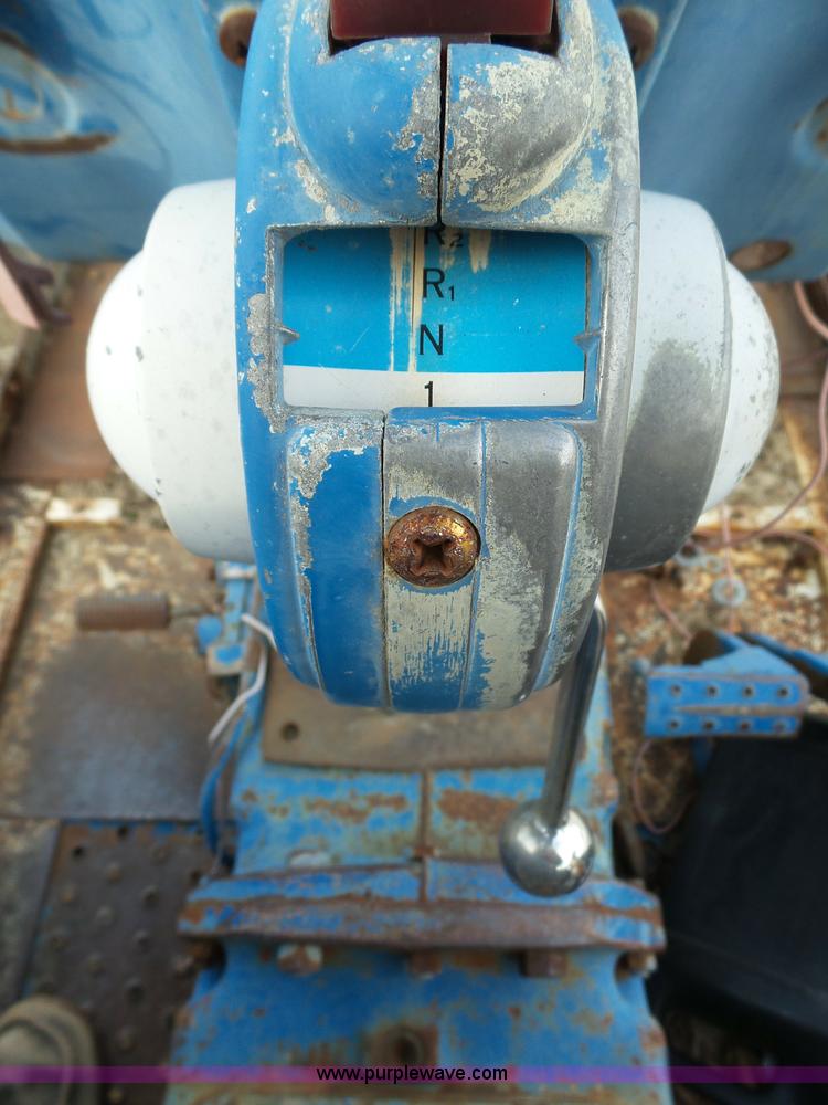 image for item J7307 Ford 5000 tractor