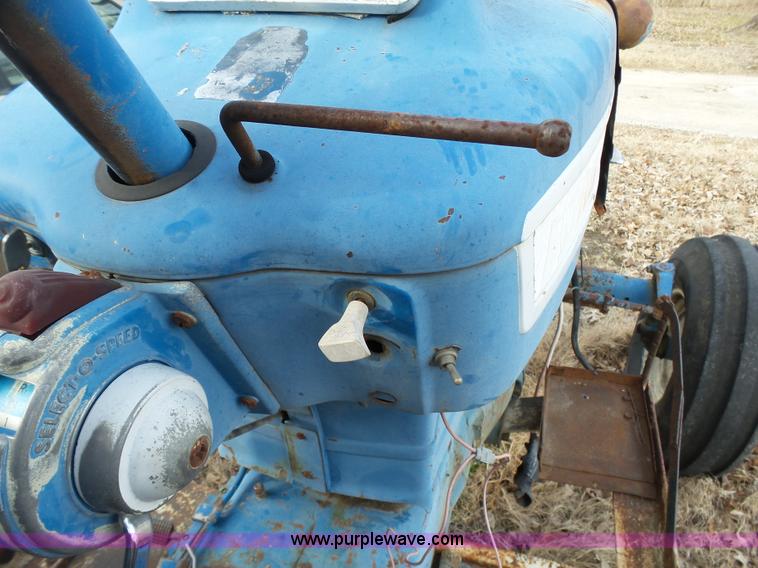 image for item J7307 Ford 5000 tractor