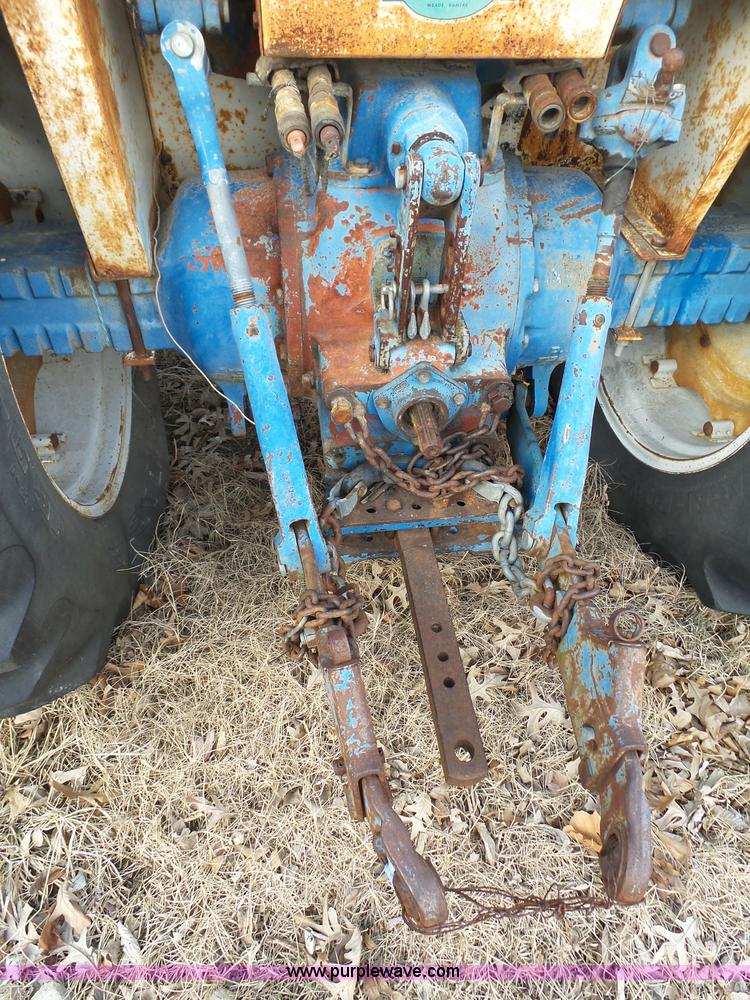 image for item J7307 Ford 5000 tractor