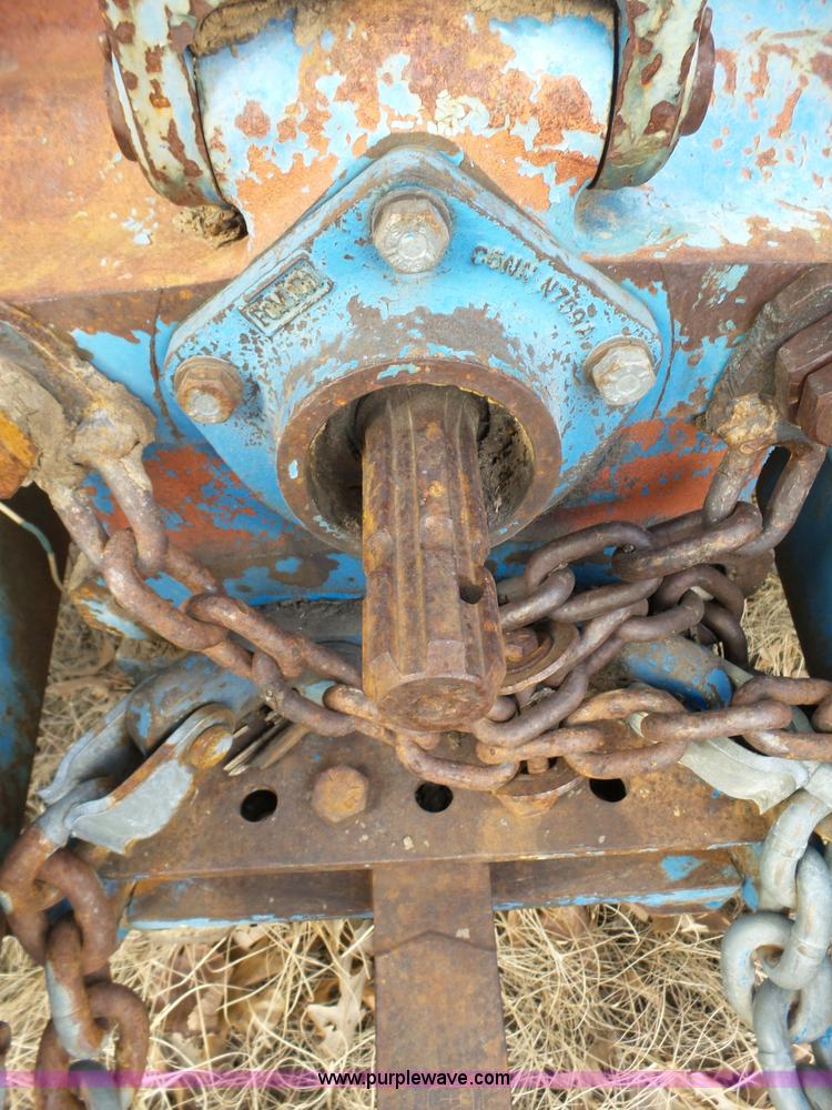 image for item J7307 Ford 5000 tractor