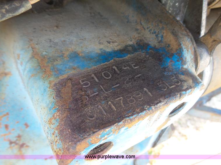 image for item J7307 Ford 5000 tractor
