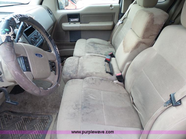 image for item J7309 2006 Ford F150 SuperCab pickup truck