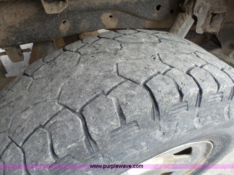 image for item J7309 2006 Ford F150 SuperCab pickup truck