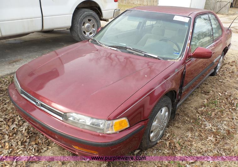 image for item J7310 1992 Honda Accord LX