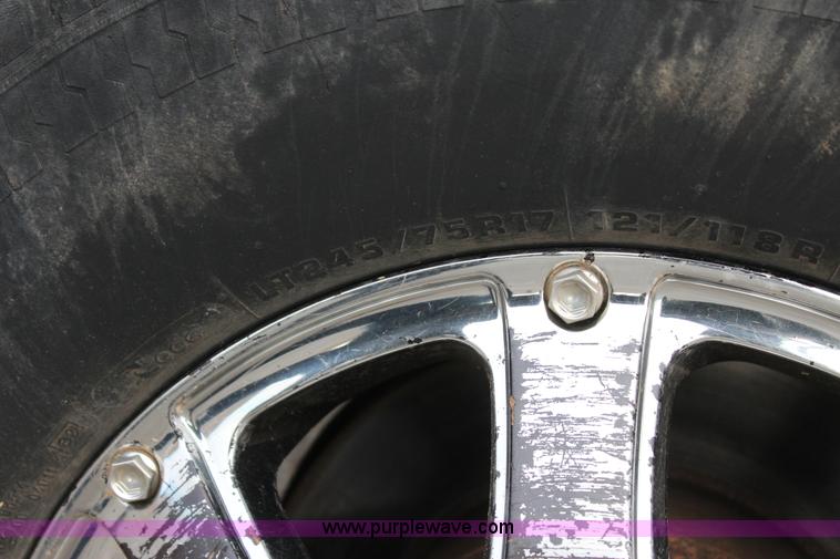 image for item J7577 2012 Ford F350 Super Duty XLT SuperCab flatbed pickup truck