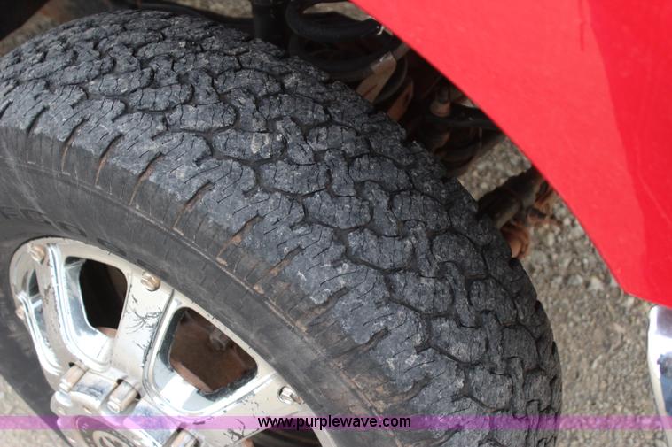 image for item J7577 2012 Ford F350 Super Duty XLT SuperCab flatbed pickup truck